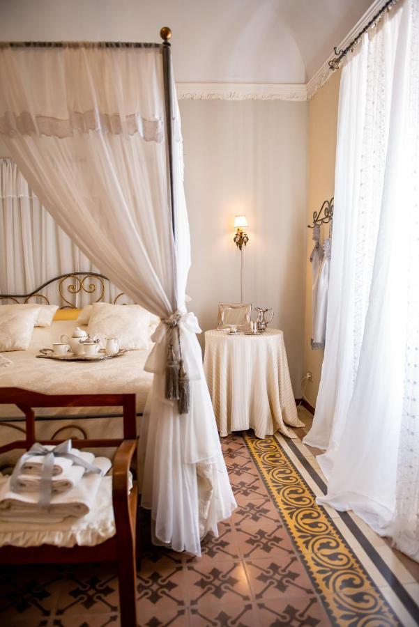 Casa Isabella B&B 罗卡圣乔瓦尼 外观 照片