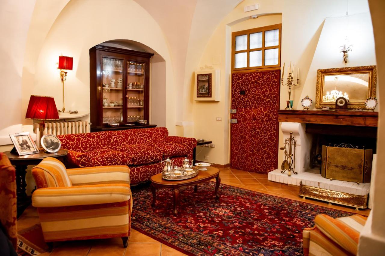 Casa Isabella B&B 罗卡圣乔瓦尼 外观 照片