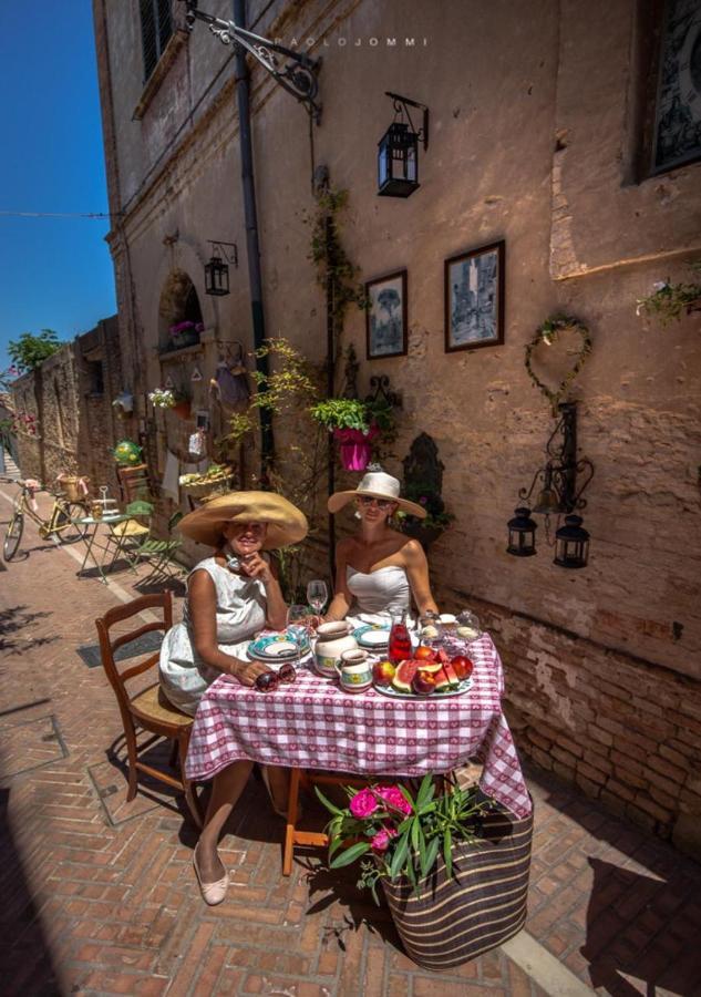 Casa Isabella B&B 罗卡圣乔瓦尼 外观 照片